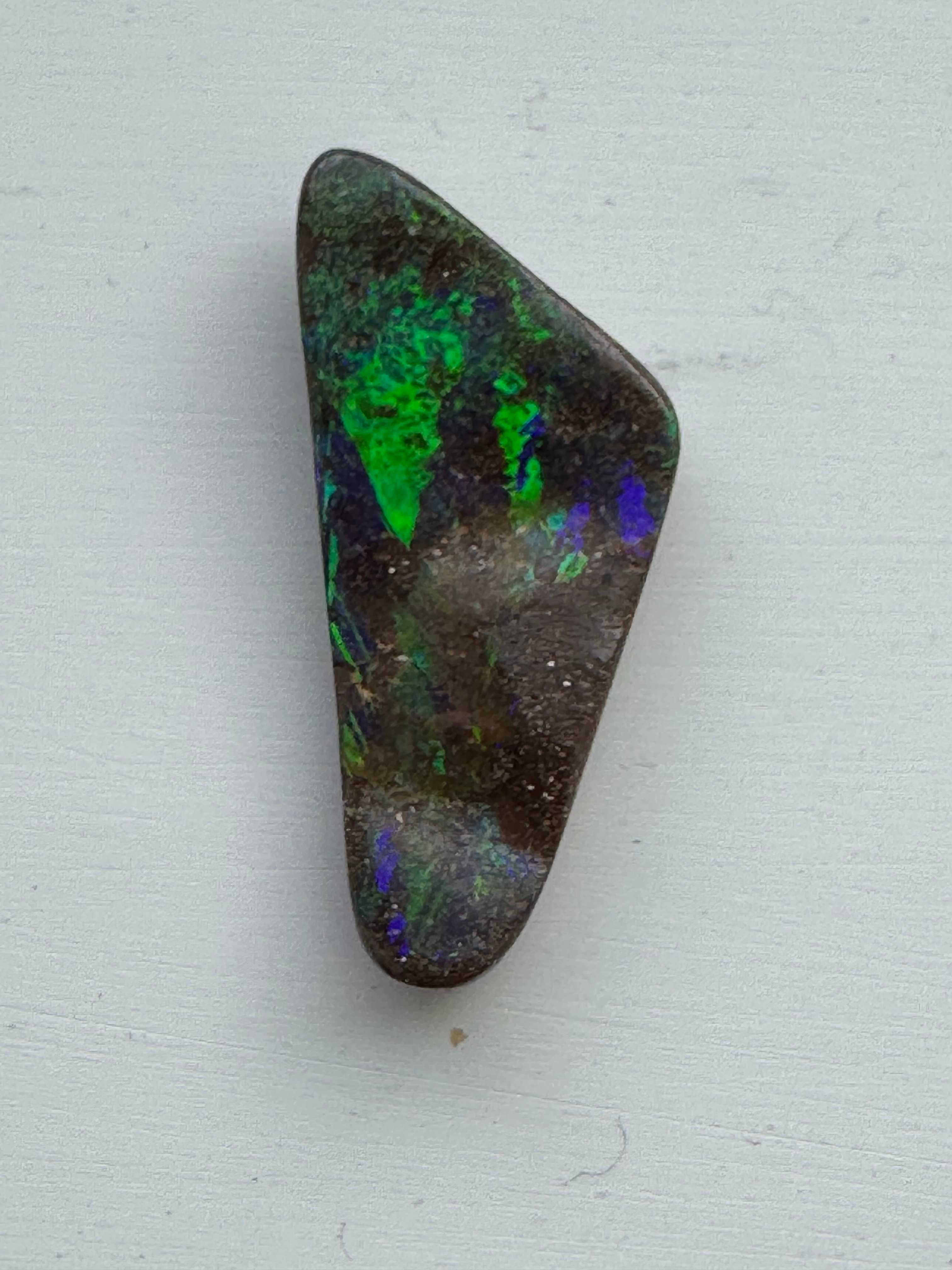 Boulder opals