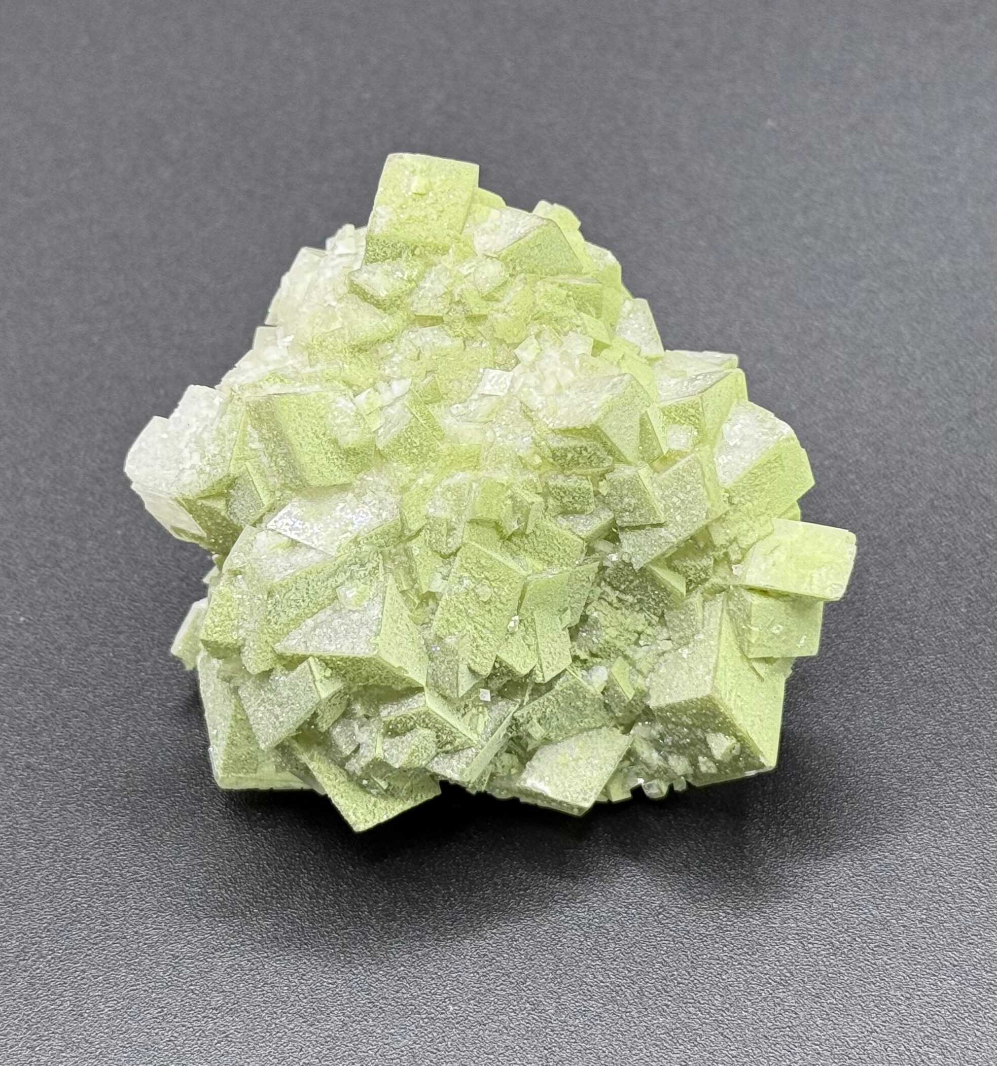 Duftite on calcite