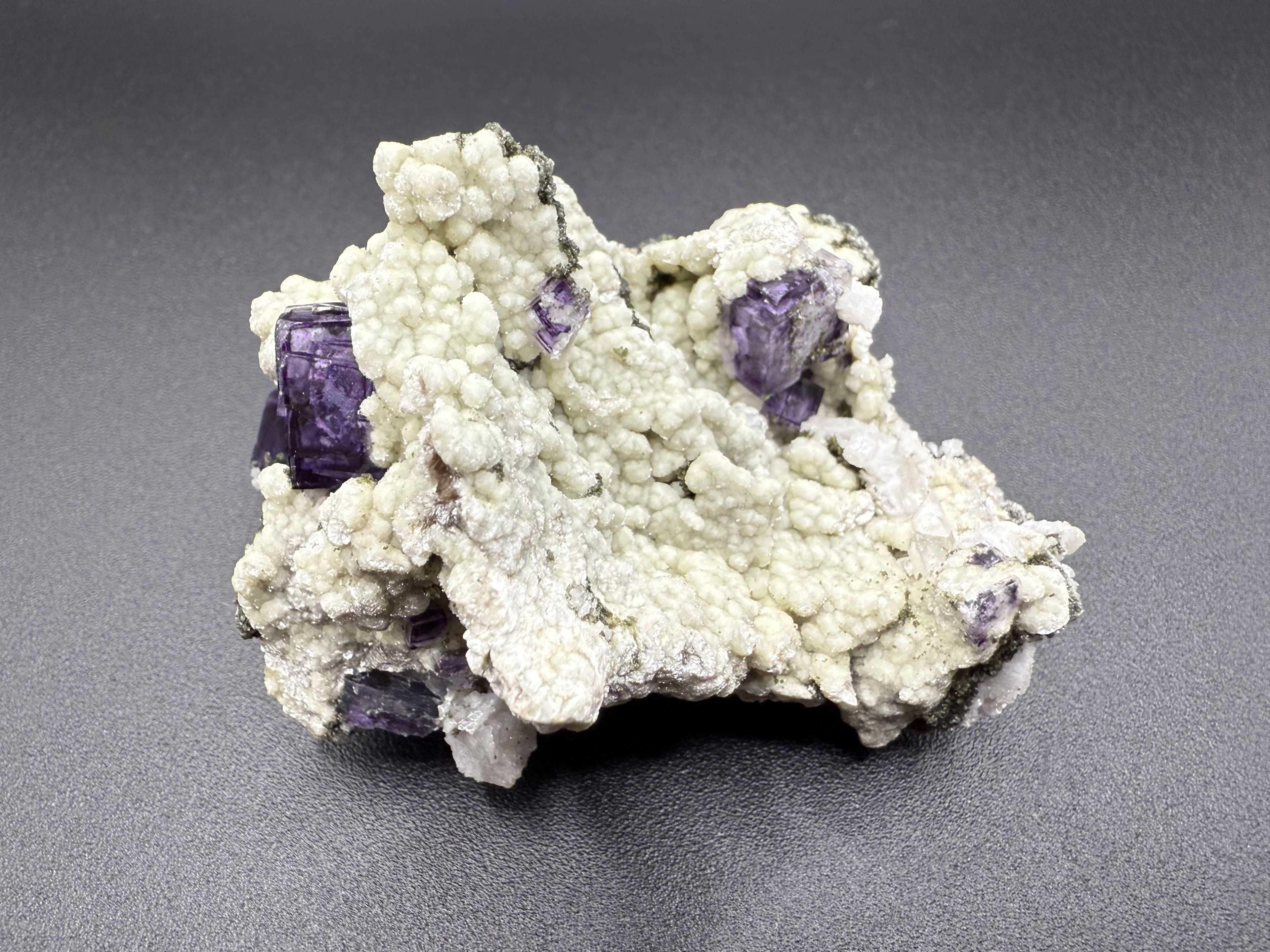 Fluorite with unknown