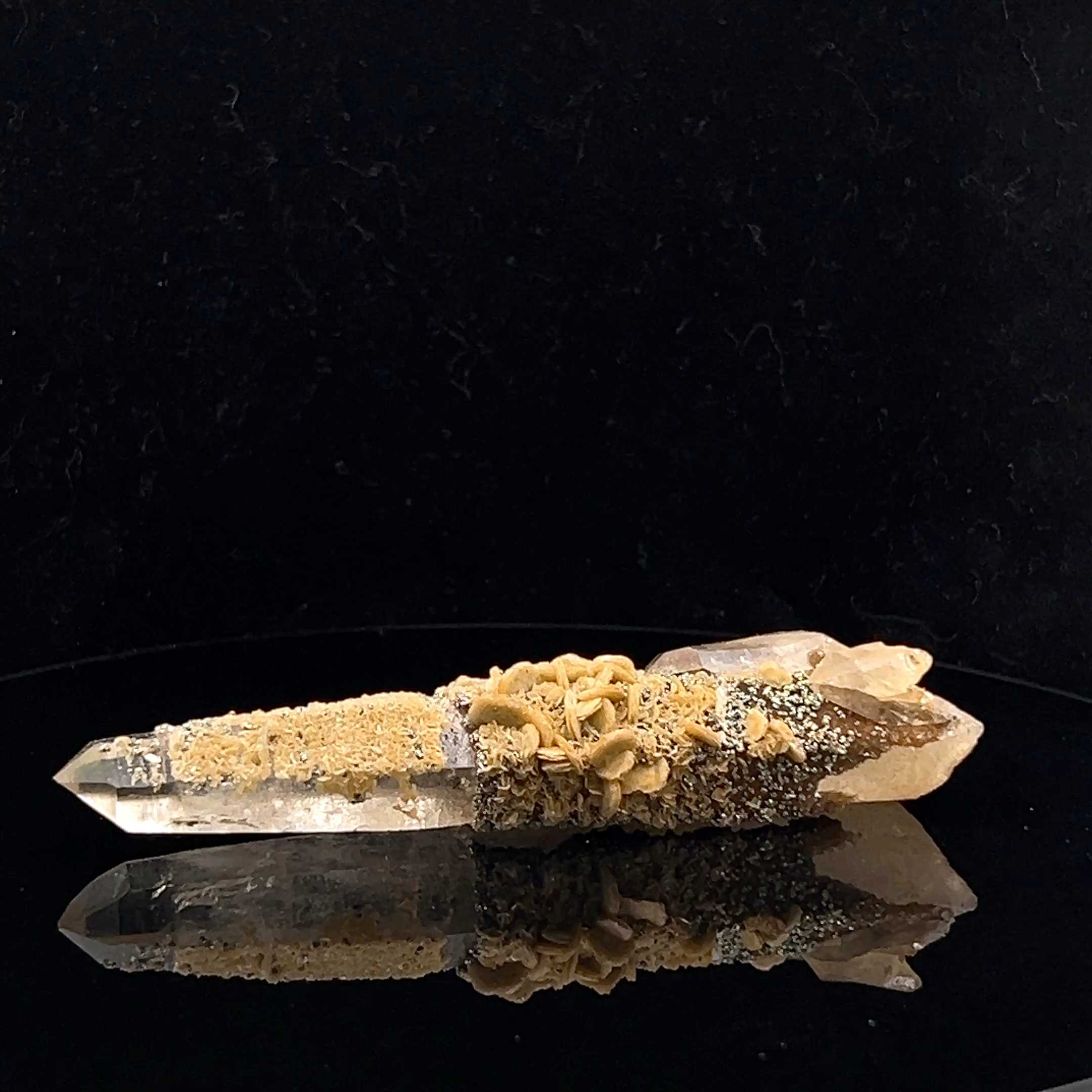 Quartz, Siderite, Chalcopyrite
