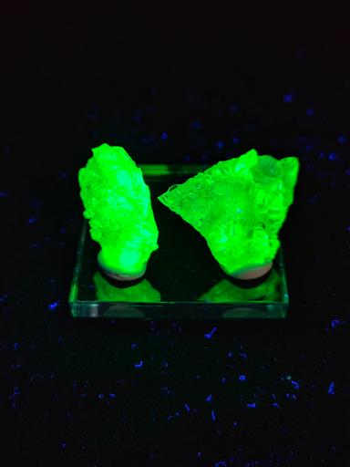 Hyalite Opals