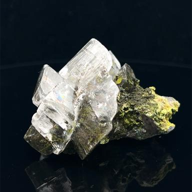 Calcite with Mottramite