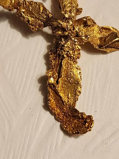 Crystallized  Gold with Leaf pattern 
