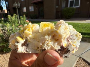 Wulfenite con Calcite