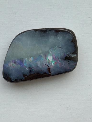 Boulder opals