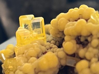Wulfenite & Mimetite